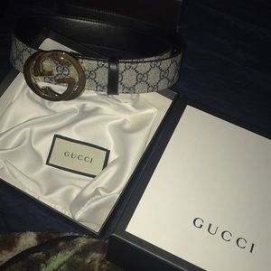 I am selling an Authentic Gucci belt.